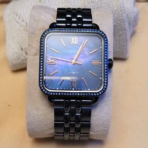 Rare squat face gunmetal blue and shell face fossil watch